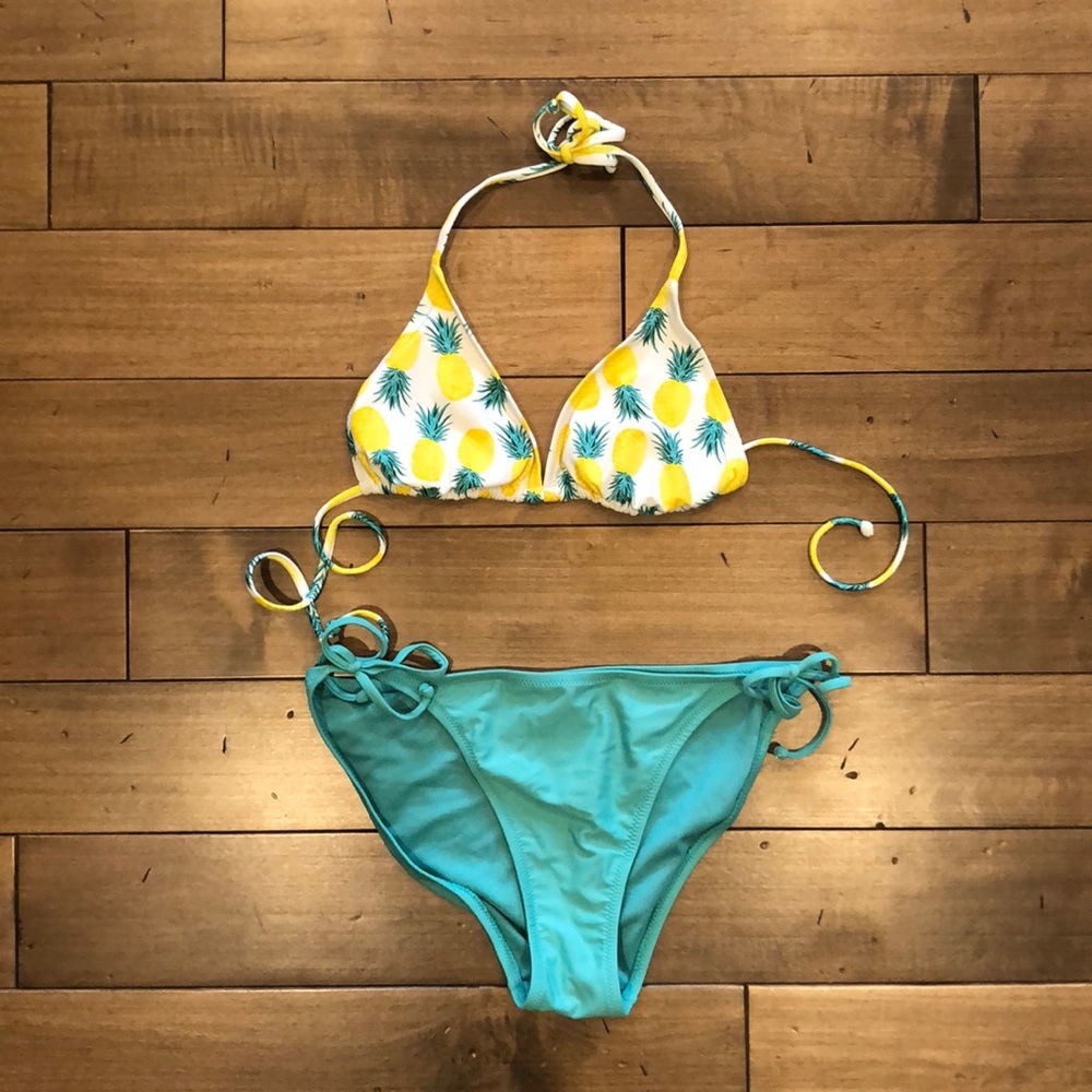 Pineapple swim suit with matching bottoms